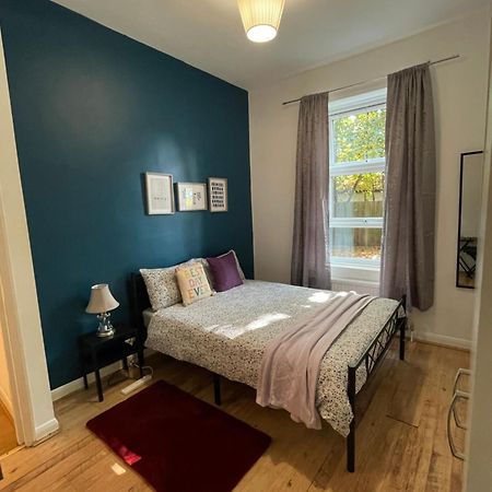 Contemporary Private Rooms Near Central London Kültér fotó