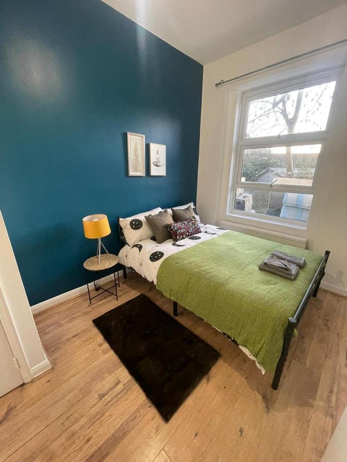 Contemporary Private Rooms Near Central London Kültér fotó