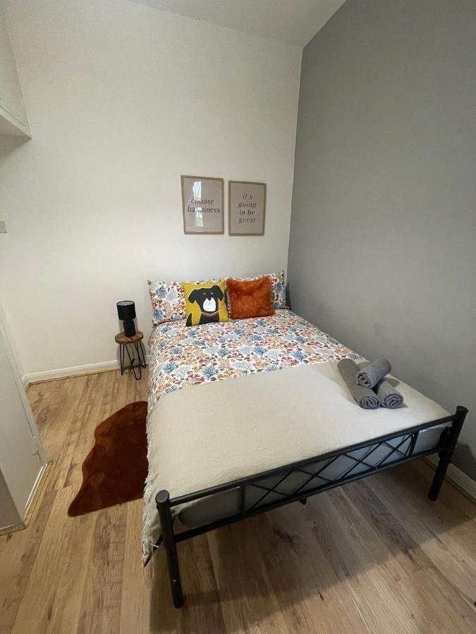 Contemporary Private Rooms Near Central London Kültér fotó