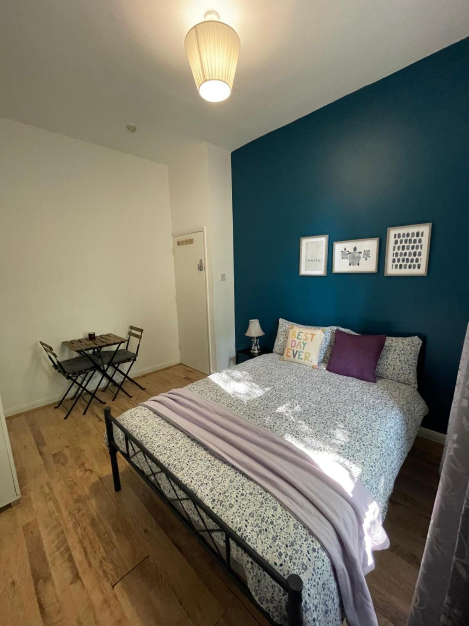 Contemporary Private Rooms Near Central London Kültér fotó