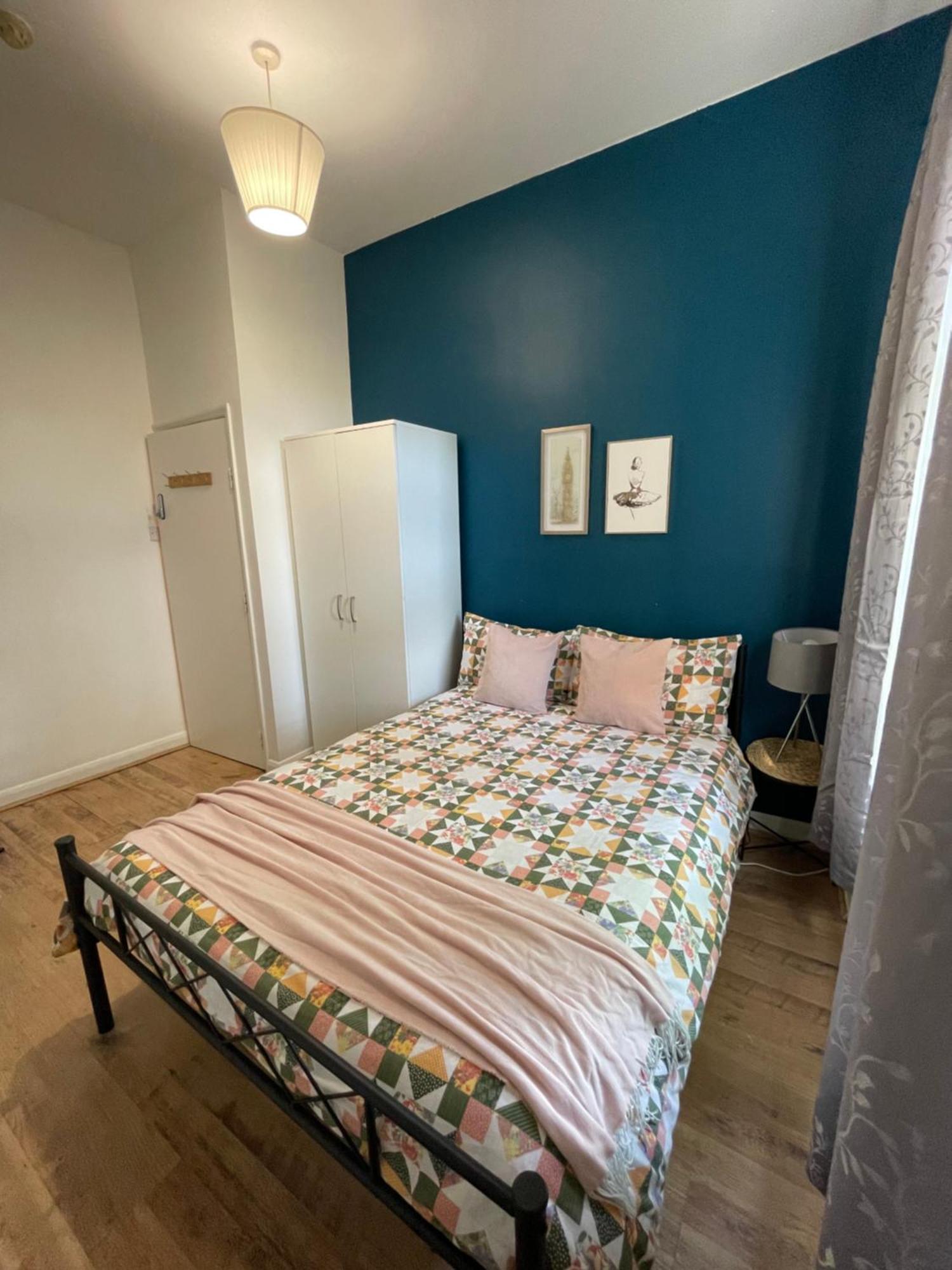 Contemporary Private Rooms Near Central London Kültér fotó